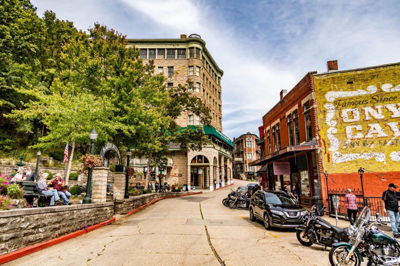 1905 Basin Park Hotel Eureka Springs Eksteriør billede